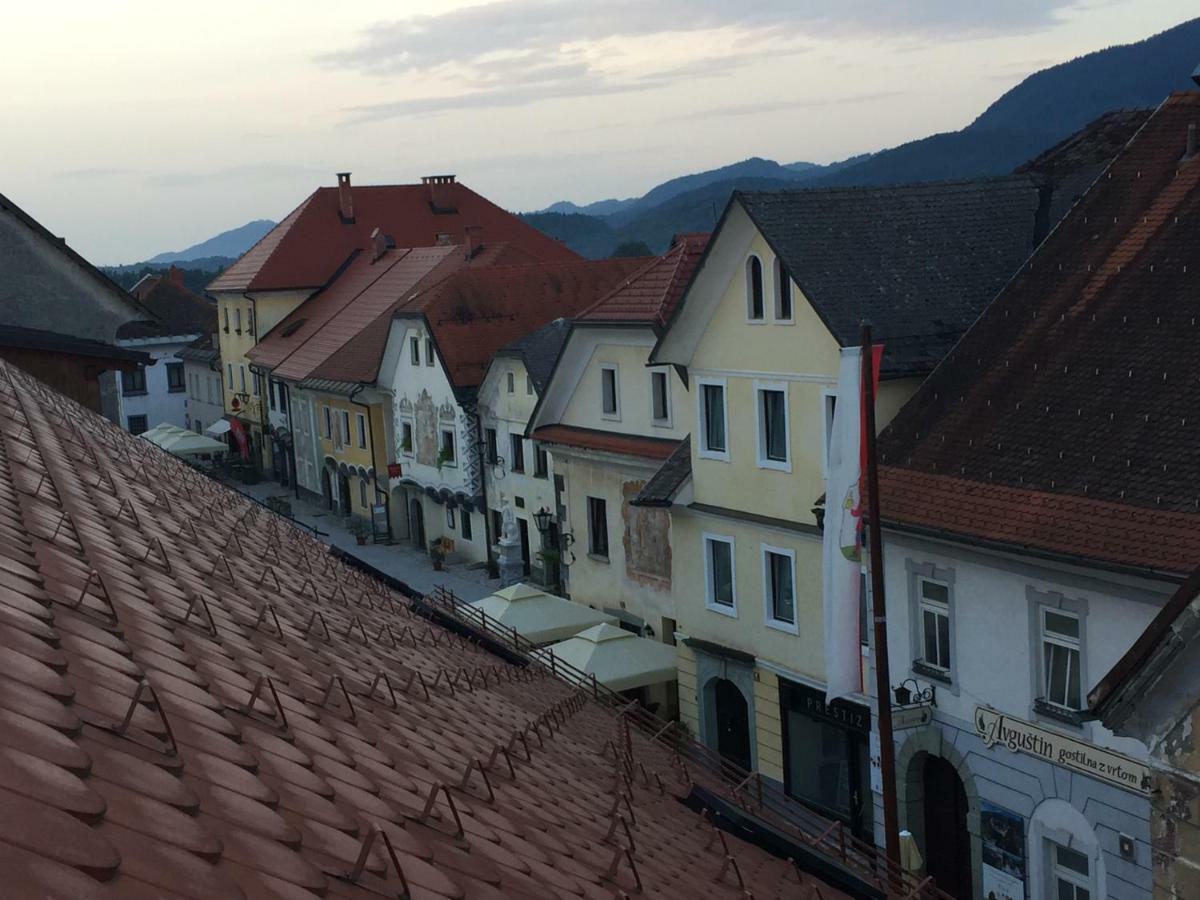 Apartma Linhartov Trg Radovljica Exterior foto
